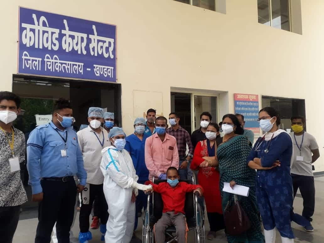 खण्डवा : 10 साल के पीयूष ने 60 प्रतिशत लंग इंफेक्शन के साथ कोरोना को दी मात