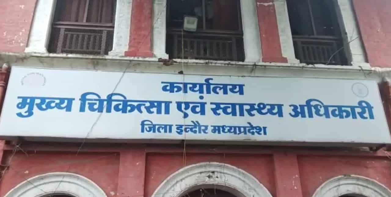 Indore में वैक्सीनेशन की रफ्तार में कमी, प्रभारी मंत्री तुलसी सिलावट ने किया आश्वस्त, जल्द होगा सुधार