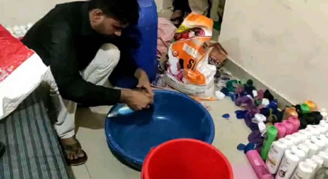 ब्रांडेड कंपनियों के शेम्पू बनाकर बेच रहा UP का गिरोह, सात आरोपी गिरफ्तार