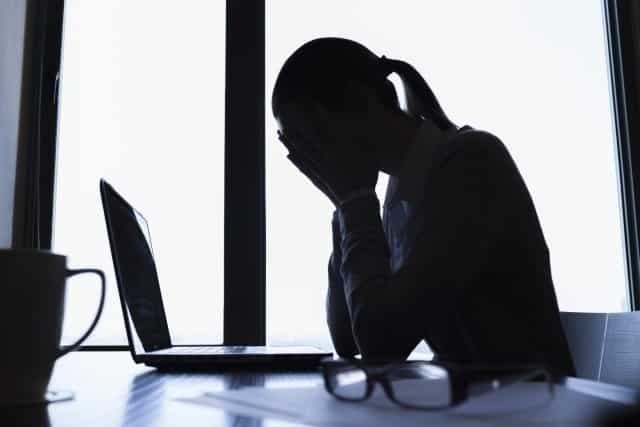 Online Class में 9वीं के छात्र ने महिला टीचर को दिखाए प्राइवेट पार्ट, फिर हुआ कुछ ऐसा..