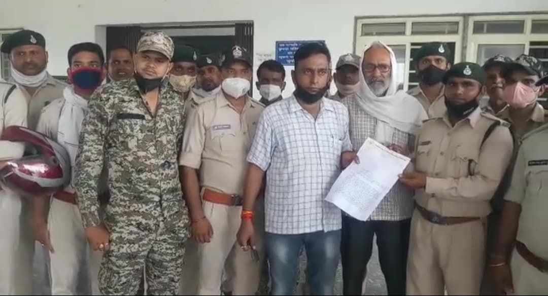 मुरैना में वन कर्मियों ने सीएम के नाम दिया ज्ञापन, आंदोलन की दी चेतावनी, यह है मामला