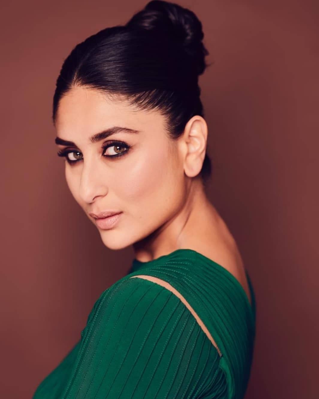 सीता का रोल निभाने के लिए Kareena Kapoor ने मांगे 12 करोड़, ट्विटर पर ट्रेंड हुआ #boycottkareena