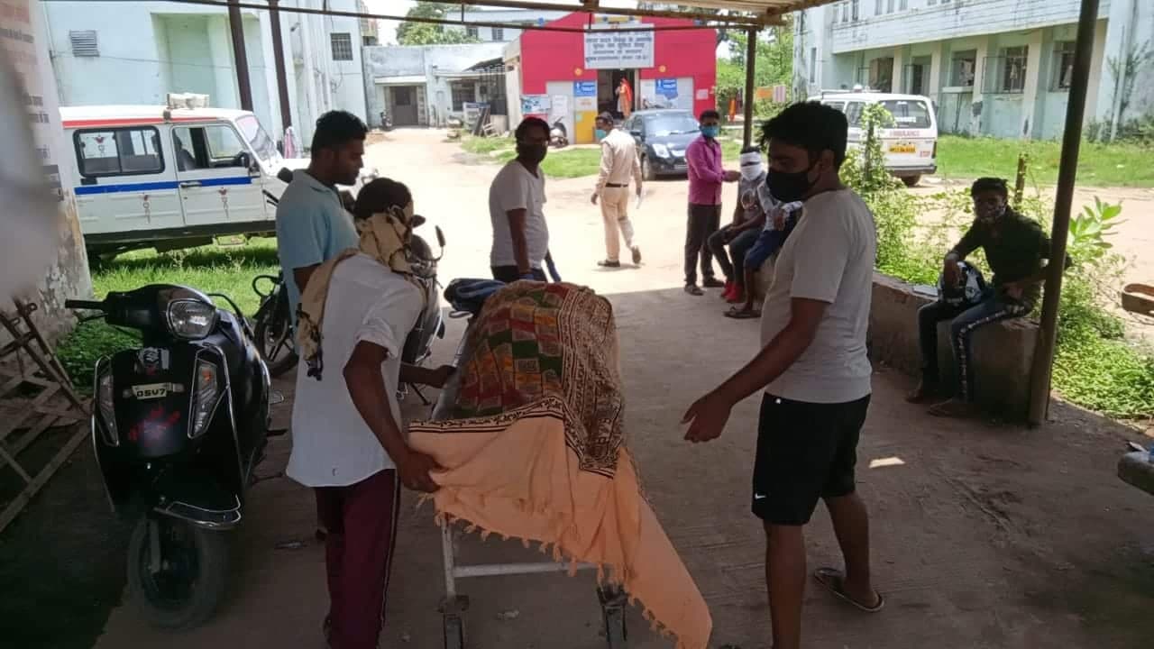 जबलपुर में रिश्ते हुए शर्मसार, मामी से अवैध संबंध के चक्कर में भांजे ने मामा को उतारा मौत के घाट