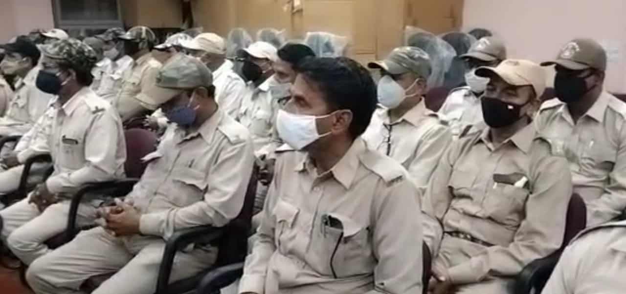 Indore: कोर्ट के समन और नोटिस को लेकर इंदौर में ई-क्रांति की शुरुआत