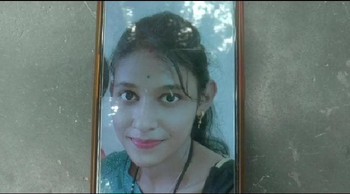 इंदौर : महिला की संदिग्ध परिस्थितियों में मौत, परिजनों ने पति पर लगाए हत्या के आरोप