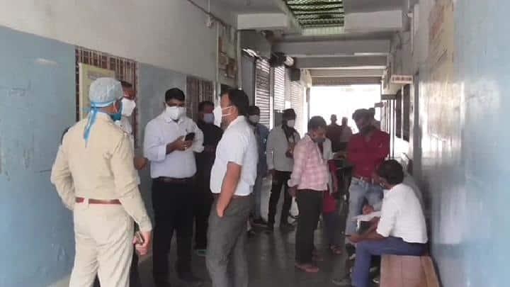 छिंदवाड़ा : एसडीएम की कार्रवाई, अव्यवस्थाओं के चलते क्लीनिक किया सील