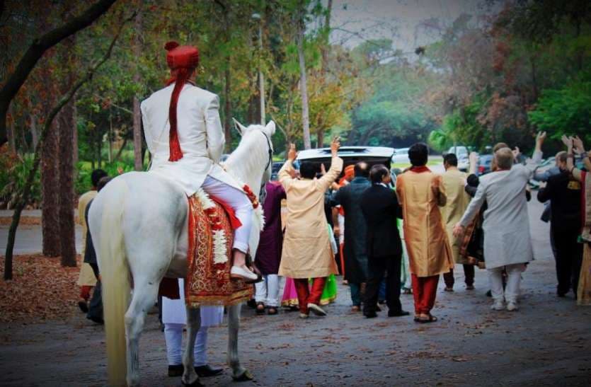 घोड़ी चढ़ेगा अलखराम, राजनीतिक दिग्गज बनेंगे बाराती, शादी में मदद का आश्वासन