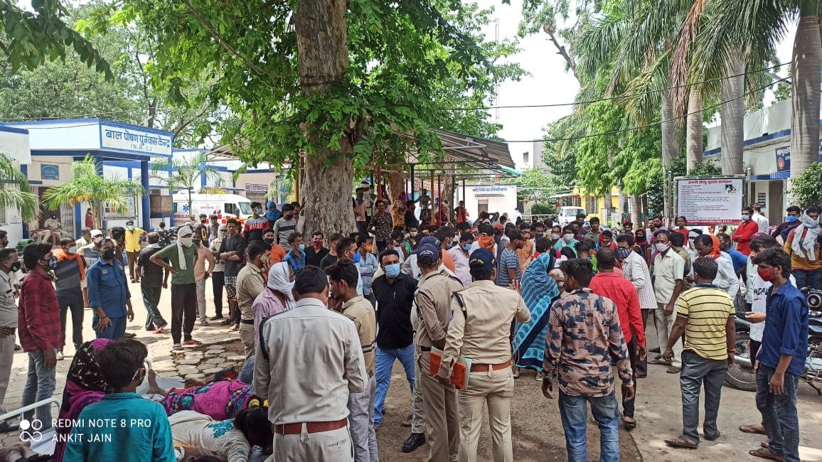 Jabalpur Road Accident: मजदूरों से भरा पिकअप वाहन पलटा, 2 की मौत, 21 घायल