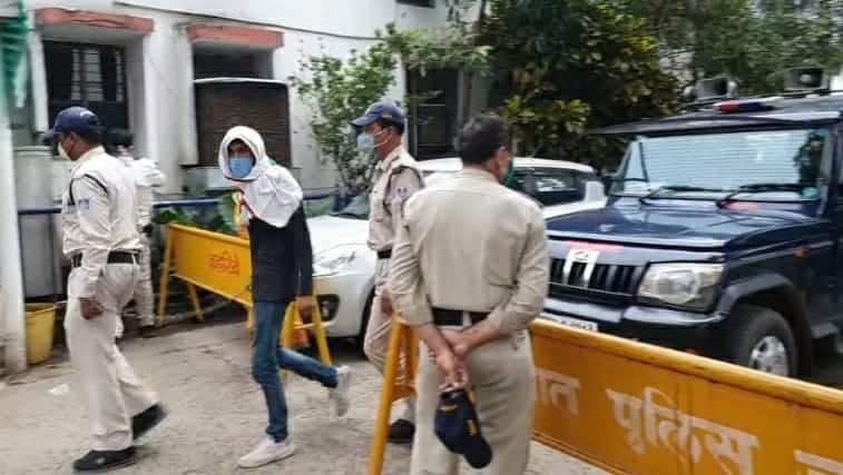 जबलपुर का नटवरलाल केबीसी गिरफ्तार, घर का सपना दिखाकर की करोड़ों की धोखाधड़ी