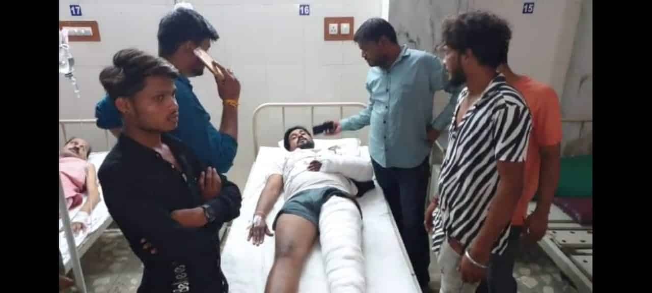 आपसी रंजिश के चलते दो लोगों में विवाद, देर रात फायरिंग से मची भगदड़