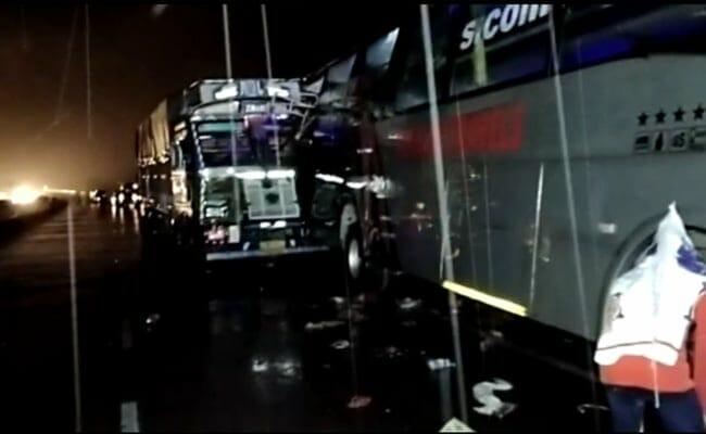 भीषण हादसा: तेज रफ्तार ट्रक ने बस को मारी टक्कर, 18 की दर्दनाक मौत, वीडी शर्मा ने जताया शोक