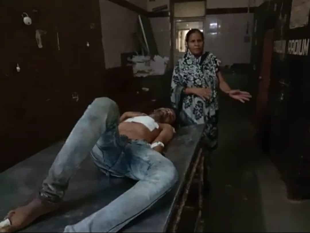 Gwalior News: पुरानी रंजिश के चलते बीच बाजार में युवक को मारा चाकू, पुलिस ने किया गिरफ्तार