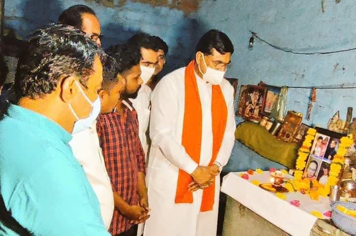 नेमावार पहुँचे कृषि मंत्री कमल पटेल, परिजनों से मिल दिया ये आश्वासन