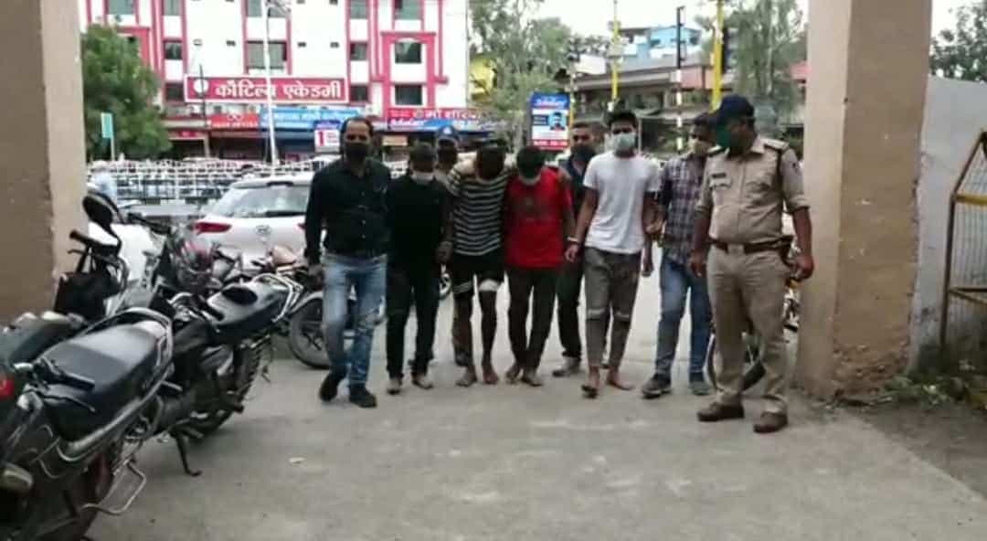 दोहरे हत्याकांड का खुलासा: मुख्य आरोपी सहित 5 गिरफ्तार, 4 अब भी फरार
