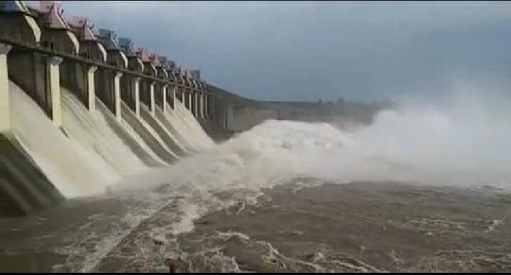 राजगढ़ मोहनपुरा डैम के 17 गेट में से 8 गेट खोले गए, प्रशासन ने जारी किया अलर्ट