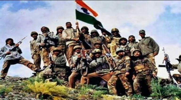 कारगिल विजय दिवस आज: कारगिल युद्ध की 22वीं सालगिरह पर पीएम-सीएम समेत कई नेताओं ने दी वीर जवानों को श्रद्धांजलि