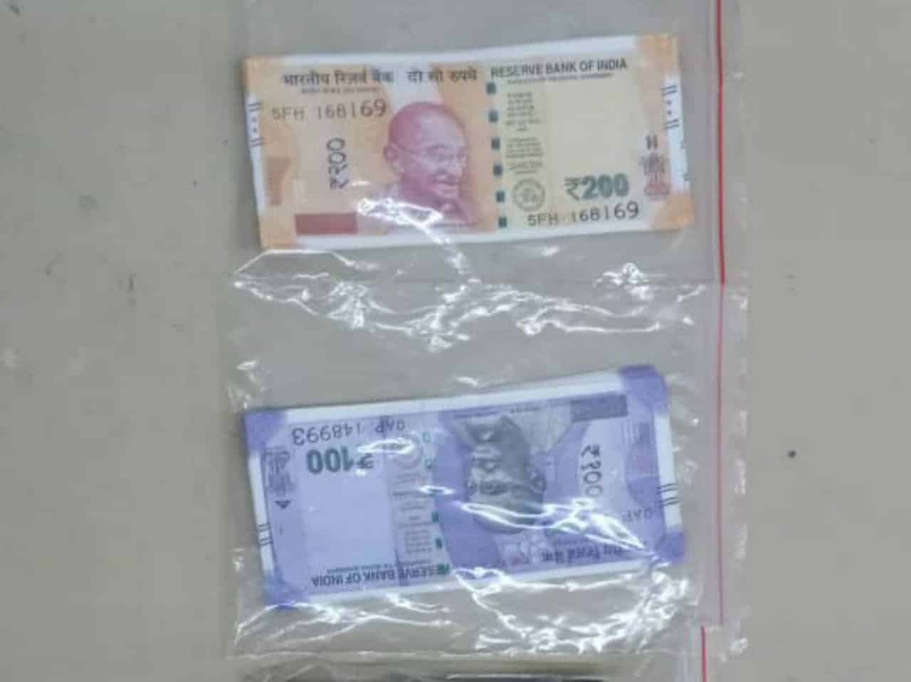 नकली नोट गिरोह का मास्टर माइंड गिरफ्तार, मर्चेंट नेवी की कर चुका है ट्रेनिंग