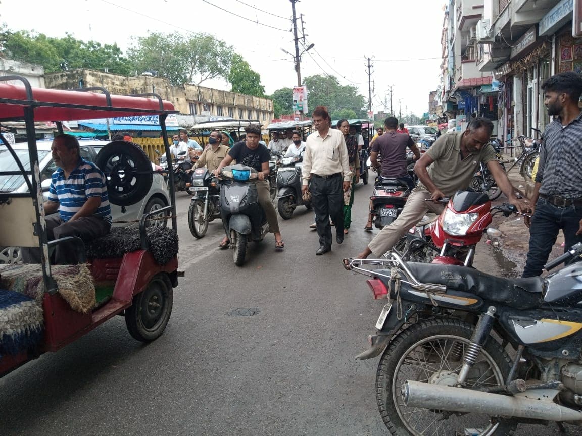 Morena News : बदहाल ट्रैफिक व्यवस्था पर जिम्मेदारों ने झाड़ा पल्ला, कही ये बात
