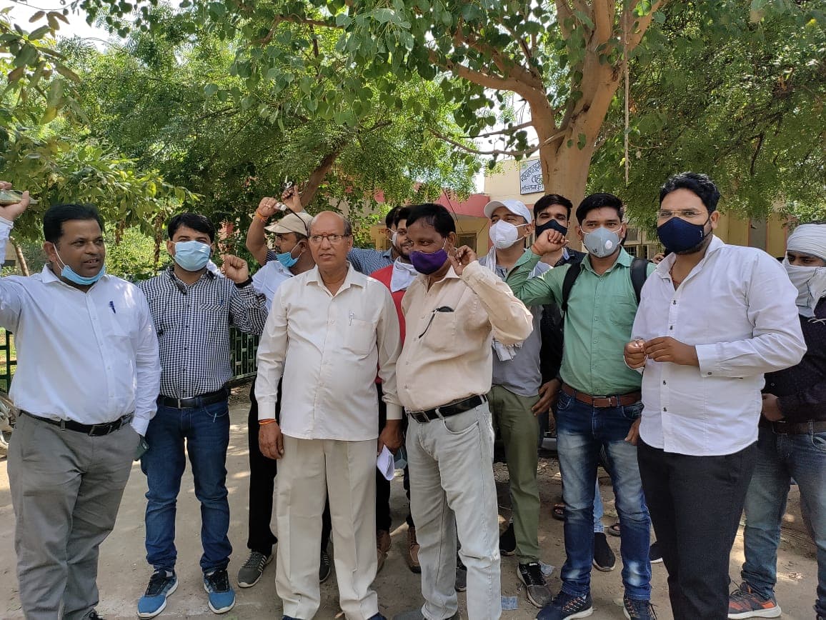 आर-पार की लड़ाई के मूड में MP के पटवारी, अब सरकारी Whatsapp Groups से हुए लेफ्ट