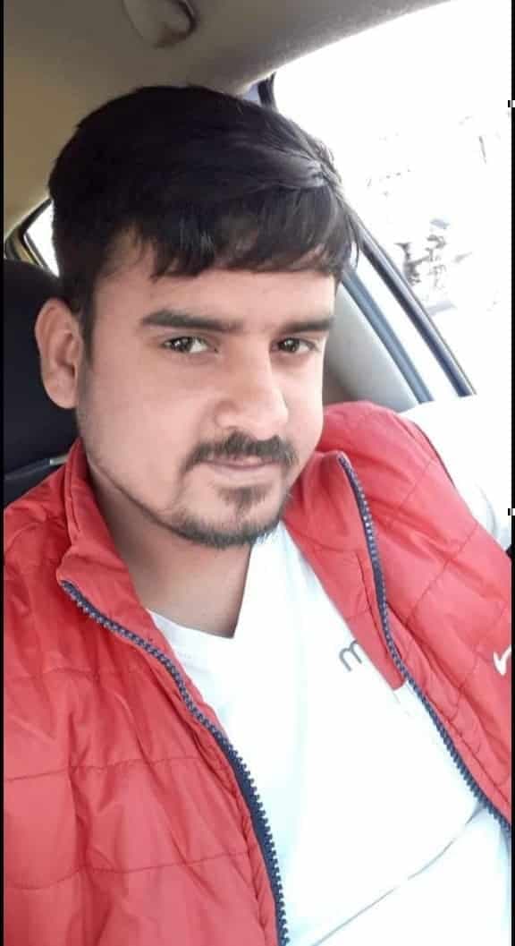 पति ने की पत्नी के प्रेमी की हत्या, गर्दन पर फंसे चाकू के साथ अपनी जान बचाने भागा युवक, 3 साल से था युवती के साथ अफेयर!