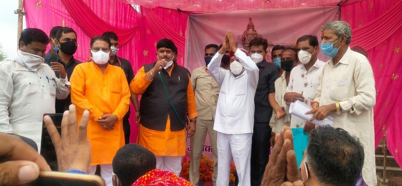 रतलाम पहुंचे कर्नाटक राज्यपाल थावरचंद गहलोत, आलोट के लिए कही यह बात