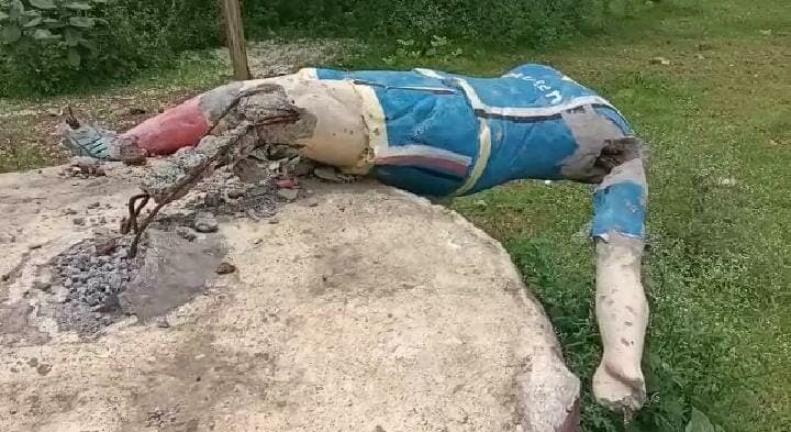 सुविधाओं के अभाव में बदहाली पर आंसू बहाता नीमच का राजेंद्र प्रसाद स्टेडियम, फुटबॉल खिलाड़ियों में निराशा