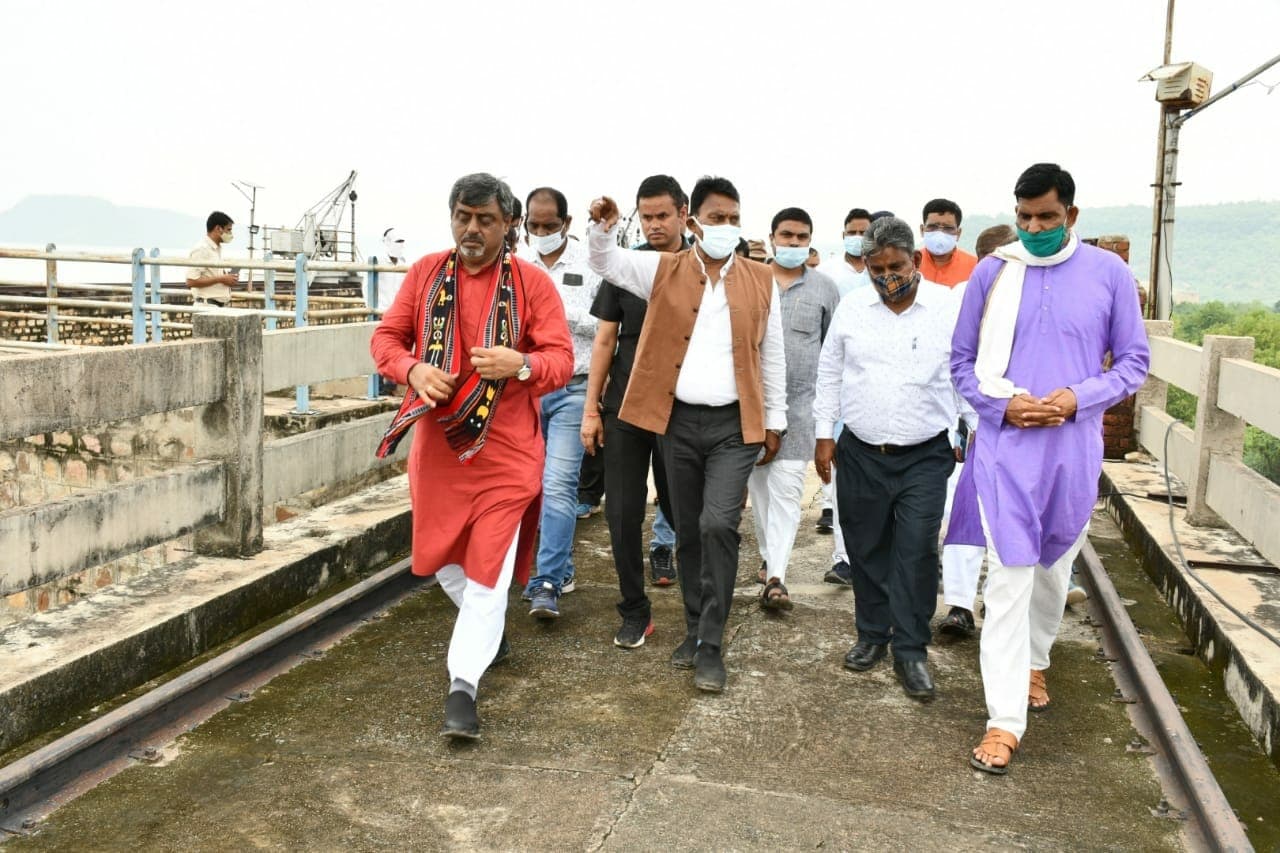 जल संसाधन मंत्री ने किया तिघरा बांध का निरीक्षण, जल क्षमता बढ़ाने की कार्ययोजना बनाने के निर्देश