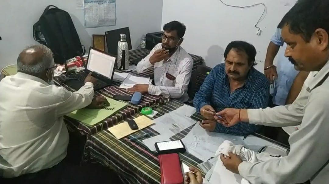 आदिम जाति कल्याण विभाग का कनिष्ठ लेखा अधिकारी 1500 की रिश्वत लेते रंगे हाथ गिरफ्तार!