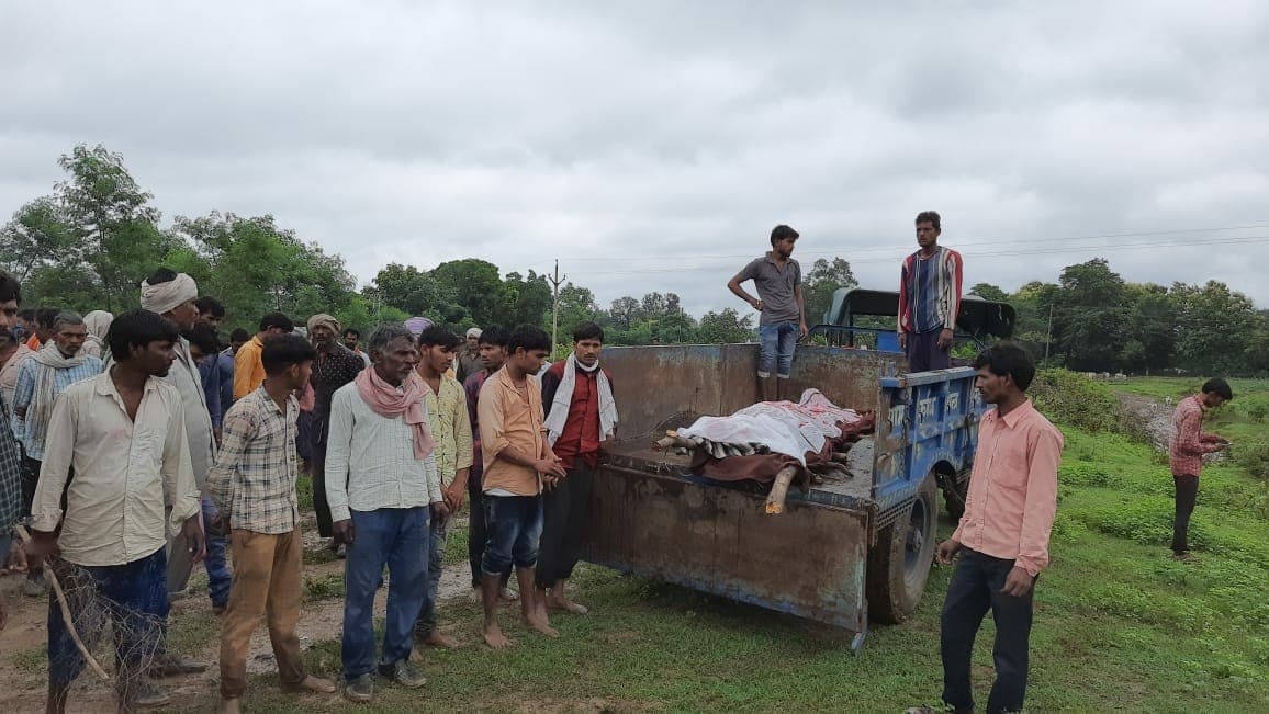 Sagar News: सफ़ेद कागजों में सिमटा ‘विकास’, किसी ने नहीं ली सुध, ग्रामीण परेशान