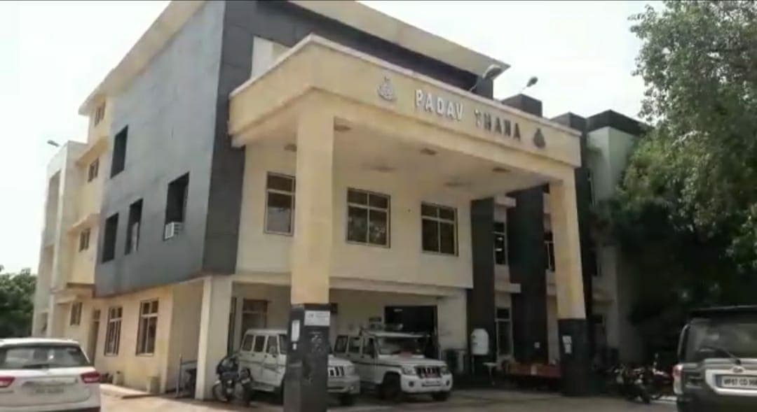 Gwalior News: चोरी की बाइक में पेट्रोल ख़त्म हुआ तो चुराने लगा पेट्रोल, पुलिस ने पकड़ा