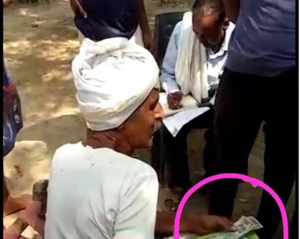 Morena News: किसानों से रिश्वत लेते पटवारी का वीडियो वायरल, SDM ने किया निलंबित