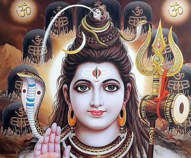 सोमवार के दिन करें इन नियमों का पालन, महादेव को करें प्रसन्न।