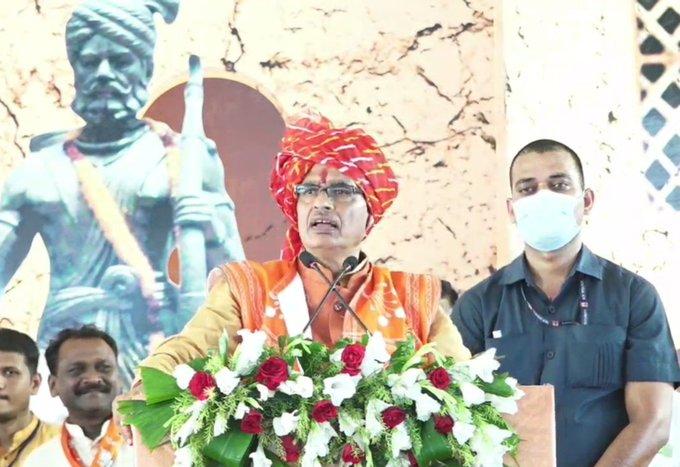ग्राम पंचायतों को लेकर सीएम शिवराज की बड़ी घोषणा, विभागों के बिल-नियुक्ति भी ऑनलाइन