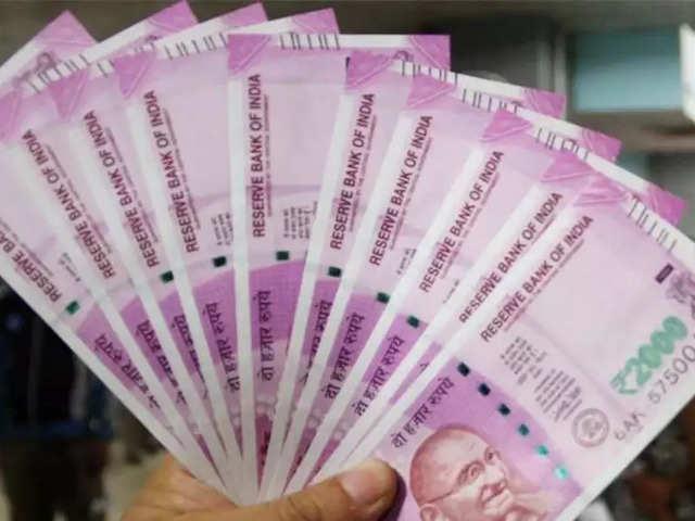 बढ़े हुए DA से कर्मचारियों की सैलरी में आएगा बड़ा उछाल, एरियर भी मिलेगा, देखें कैलकुलेशन