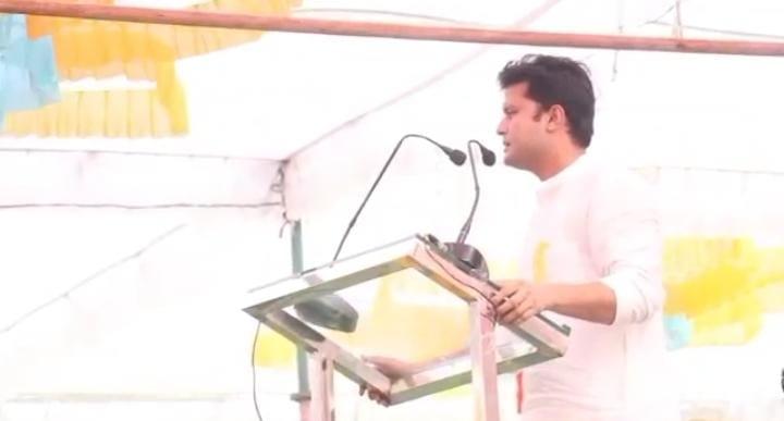 नंदू भैया के बेटे ने Rahul Gandhi को बताया फटा नोट, भड़की Congress