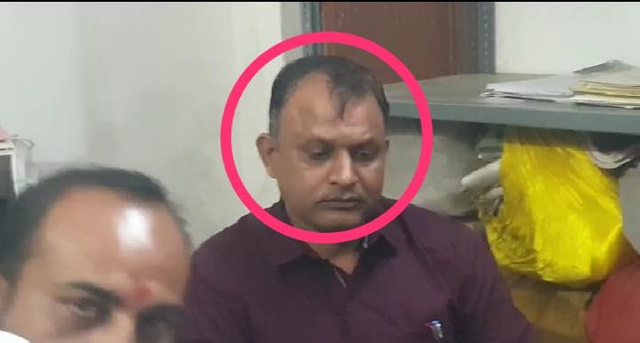 सागर लोकायुक्त की कार्रवाई, दमोह में 50 हजार की रिश्वत लेते पकड़ाया जनपद पंचायत का सब इंजीनियर