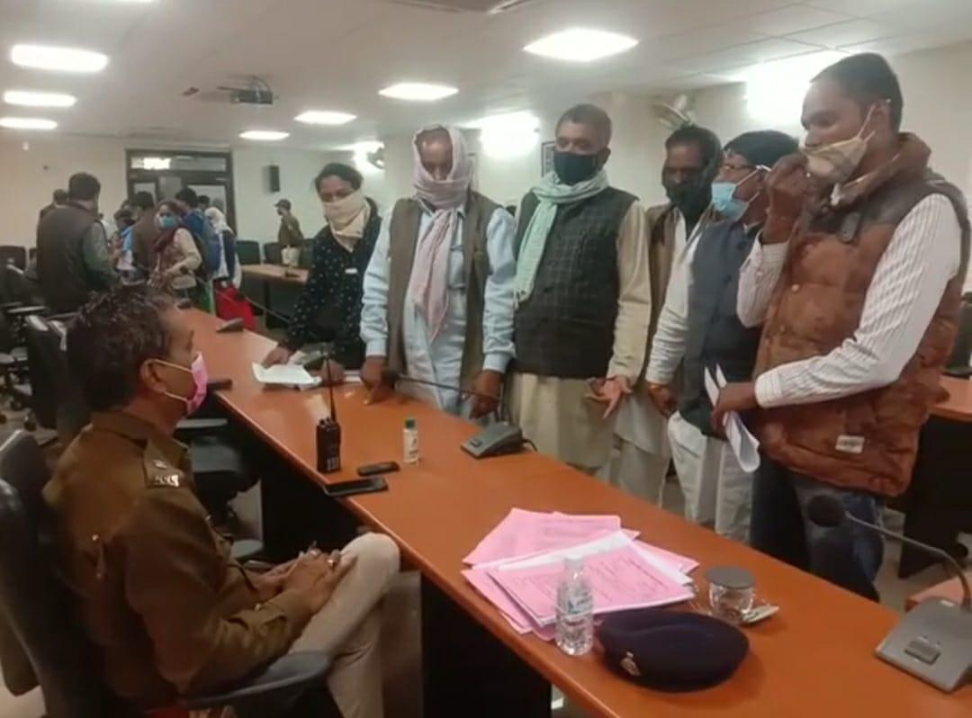 पुलिस ही नहीं सुन रही पुलिसकर्मी की फरियाद, एसपी ऑफिस पहुंचकर सुनाई पीड़ा 