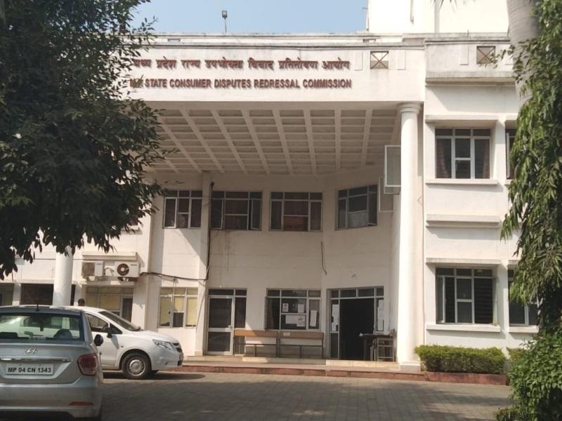 जब आरक्षित कोच में जाने के लिए नहीं खुला दरवाजा, आयोग ने रेल्वे पर लगाया हर्जाना