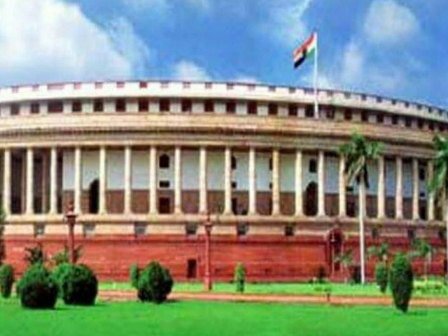 नहीं थमा विपक्ष का हंगामा, संसद का शीतकालीन सत्र एक दिन पहले ही समाप्त