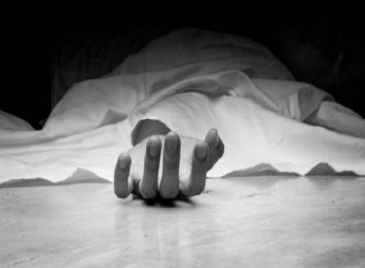 महिला डाक्टर के सुसाइड के बाद हंगामा, दोनों पक्ष पोस्टमार्टम के दौरान भिड़े