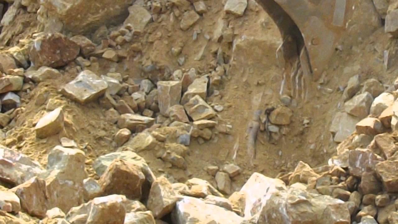 दूसरे के दस्तावेज से खदान लेना पड़ा महंगा, कलेक्टर ने लगाया दो करोड़ 10 लाख का जुर्माना