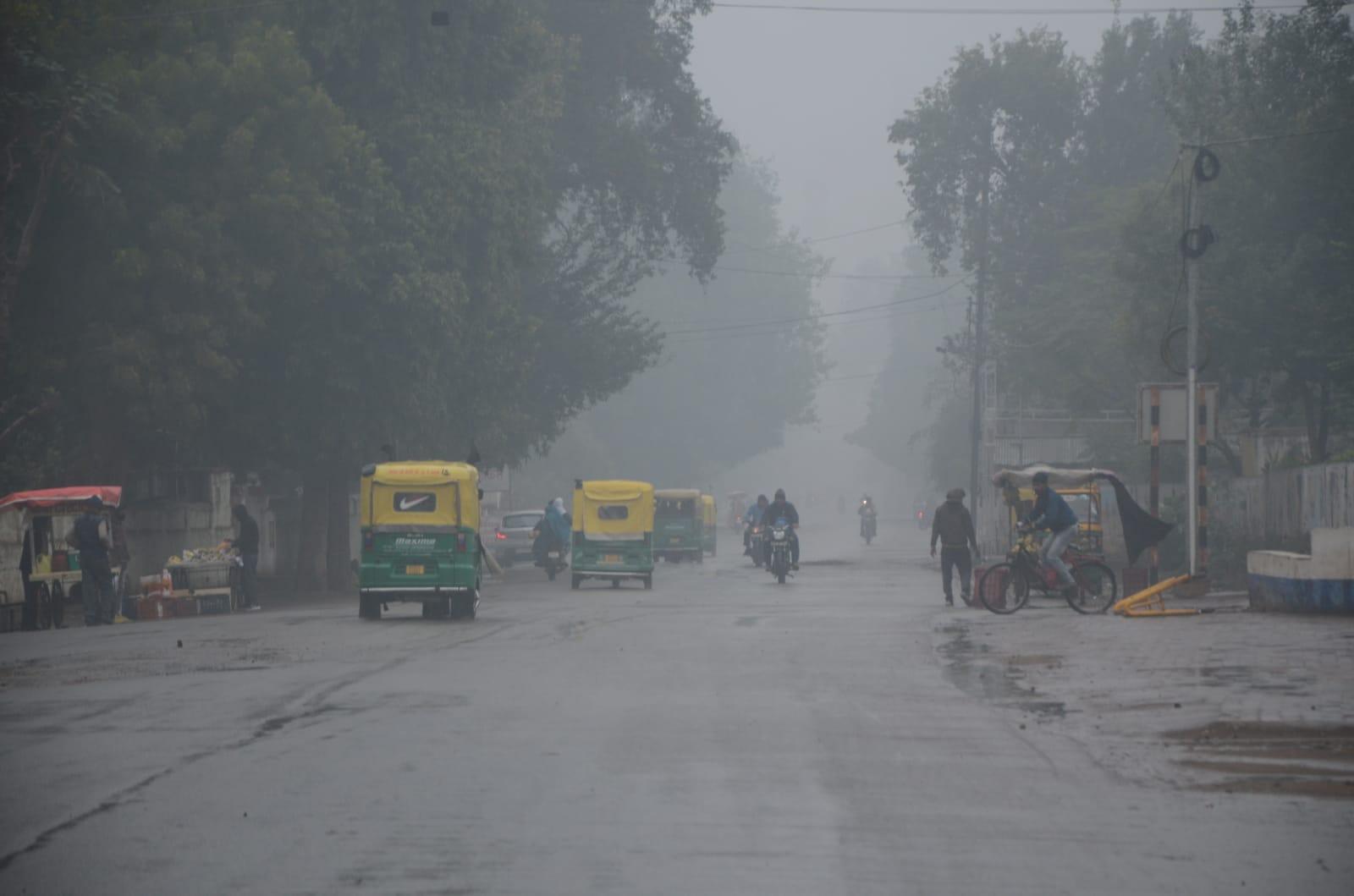 MP WEATHER : फिर बदला मौसम का मिजाज, इन जिलों में कोहरे का अलर्ट, जानें शहरों का हाल