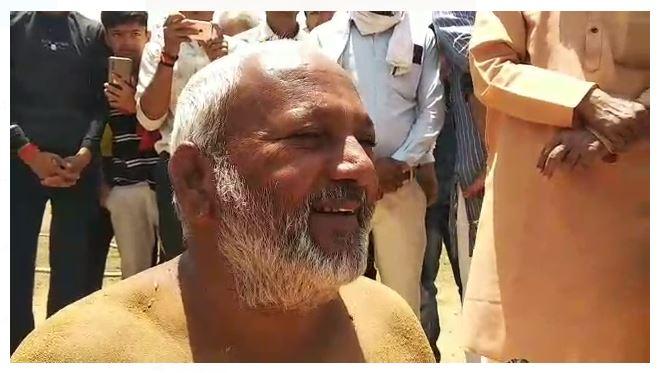 Sehore News: पागल बाबा 40 डिग्री से ऊपर तापमान में कर रहे है सूर्य साधना