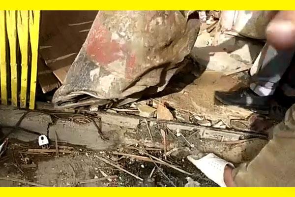 Ujjain News : गैस सिलेंडर में आग लगने के बाद विस्फोट, 4 लोग हुए घायल