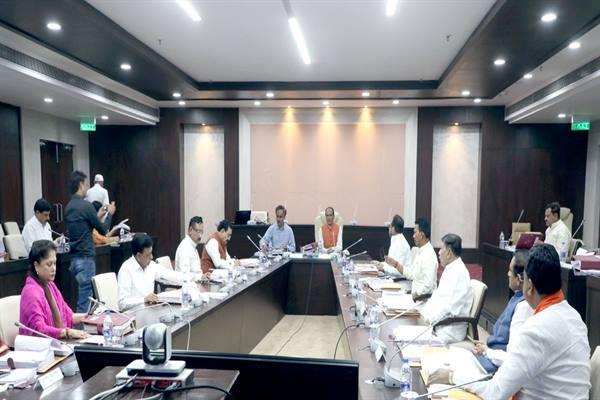 Shivraj Cabinet Meeting : किसान, 4 हजार रोजगार सहित 1208 करोड़ की सिंचाई परियोजना, जाने शिवराज कैबिनेट के बड़े निर्णय