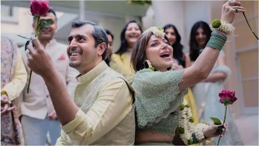 कनिका कपूर : बेबी डॉल के हाथों में चढ़ी मेहंदी, जाने कौन है पति गौतम!