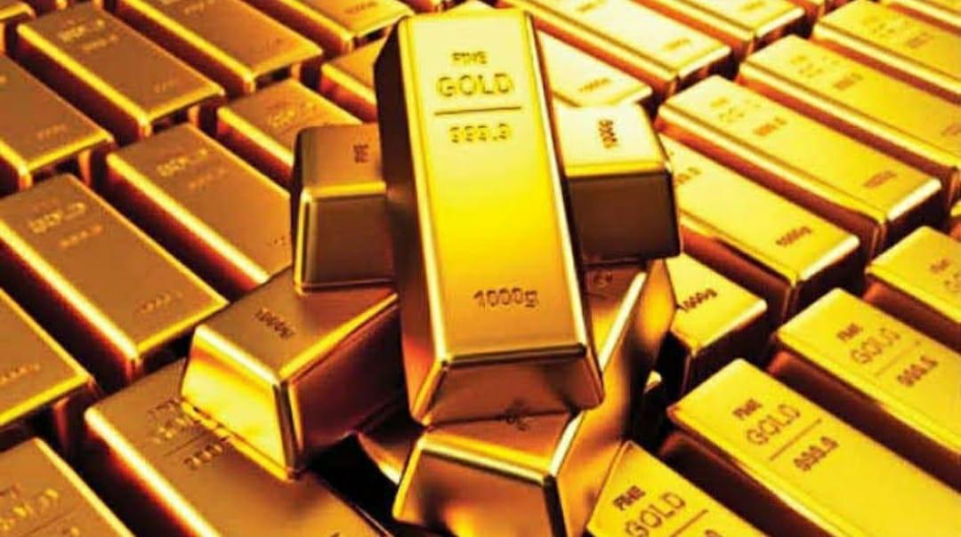 Gold Silver Rate : सोना चमका, चांदी लुढ़की, ये हैं ताजा रेट