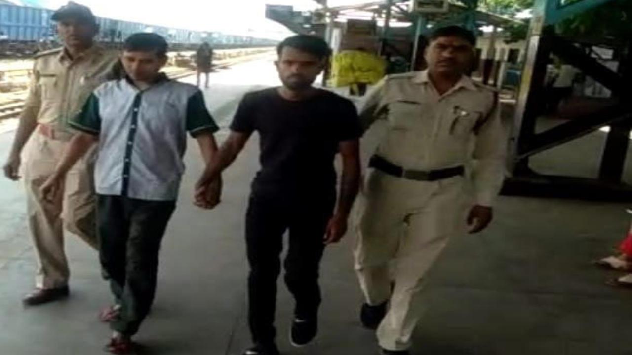 इसलिए इंदौर के रेलवे कर्मचारी ने फैलाई ट्रेन में बम की अफवाह, चढ़ा पुलिस के हत्थे