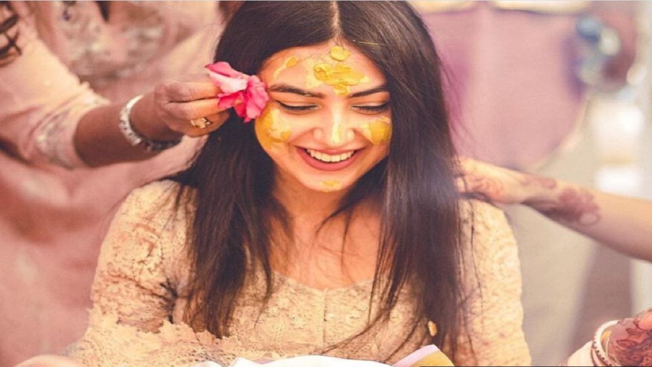 BRIDAL निखार के लिए घरेलू चीजों से करें उबटन-फेशियल, आप पर थम जाएगी हर निगाह
