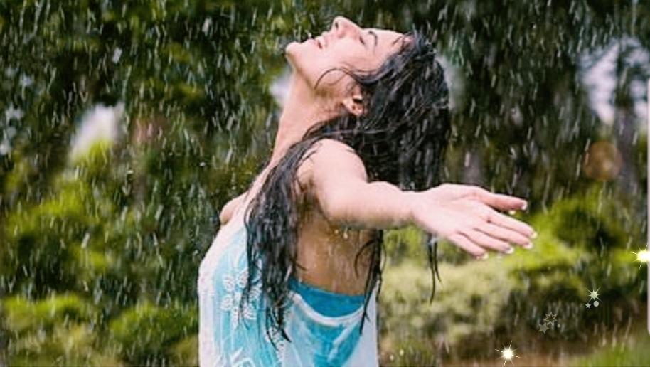 Skin Care : बारिश में इस तरह करें अपनी त्वचा की देखभाल